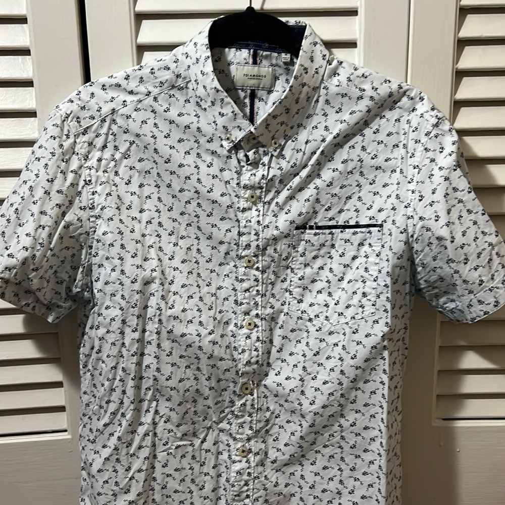7diamonds white floral short sleeve button down